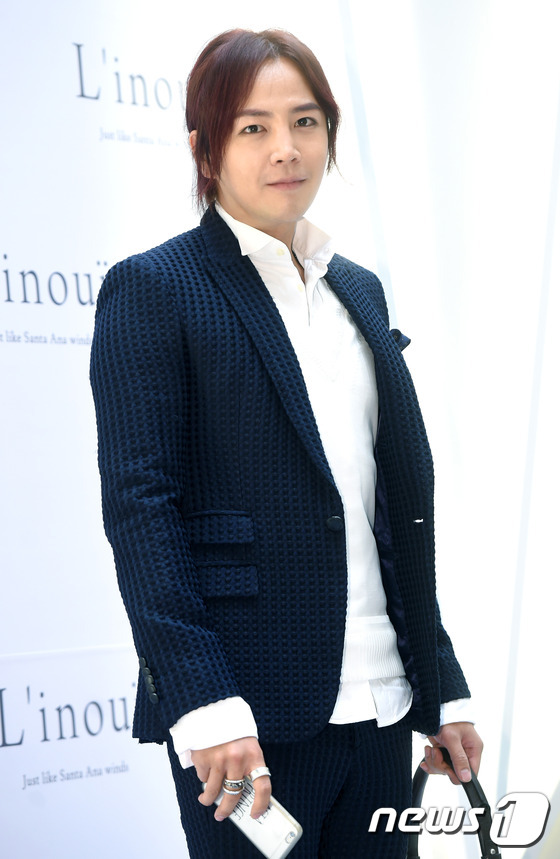 拼长腿！张根硕现身略发福 李钟硕盛骏NANA齐秀长腿【组图】