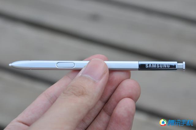 S Pen还是双曲屏？ 三星Note 5/S6 edge+对决
