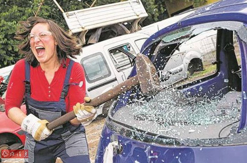 盘点奇葩减压方法：韩国流行用填色书减压（组图）