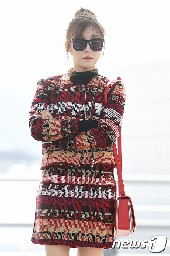 宋茜允儿崔智友黄静茵最新街拍 韩女星玩转秋日时尚【组图】