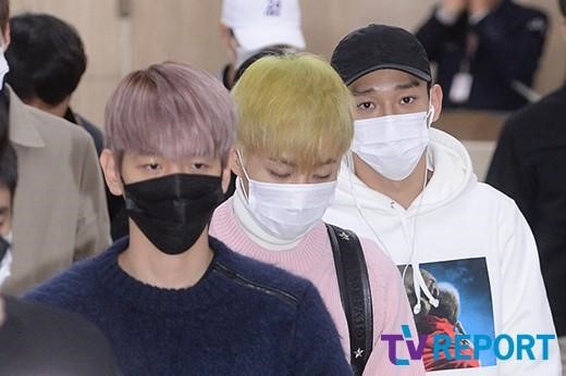 EXO日本巡演后返韩现身机场 穿着休闲面带倦容【组图】
