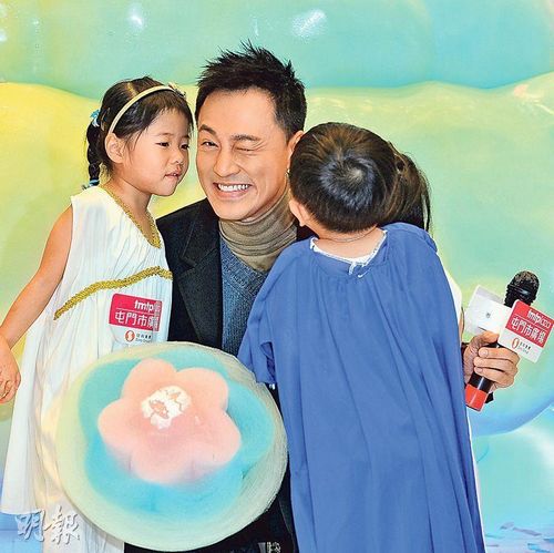 林峰飞赴韩国为女友庆生称很想生龙凤胎（图）