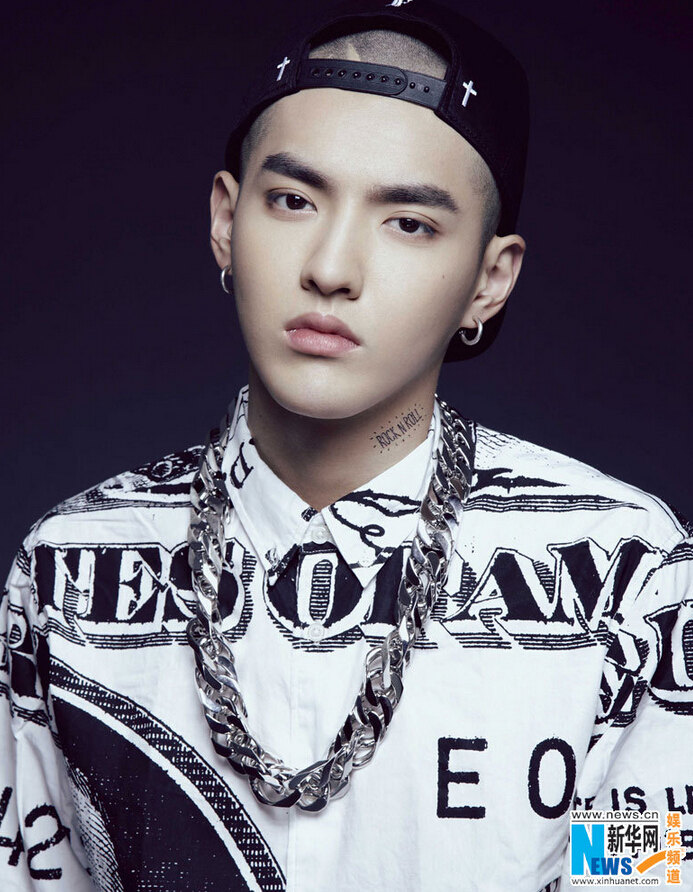 吴亦凡写真尽展嘻哈风 新歌《Bad Girl》MV获赞【组图】