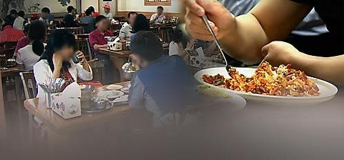 韩餐饮业规模快速扩大 4成成年人每天在外用餐