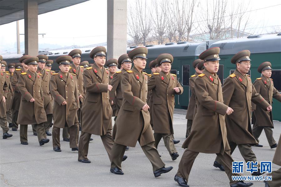 （XHDW）（1）朝鲜功勋国家合唱团和牡丹峰乐团启程访华
