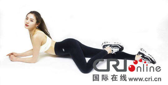 NANA连续两年多夺&ldquo;最世界最美面孔&rdquo; 绝美性感私照盘点【组图】