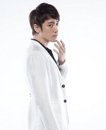 男一女主爱男二我们来爱 中韩偶像剧痴情男二号！