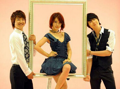 男一女主爱男二我们来爱 中韩偶像剧痴情男二号！