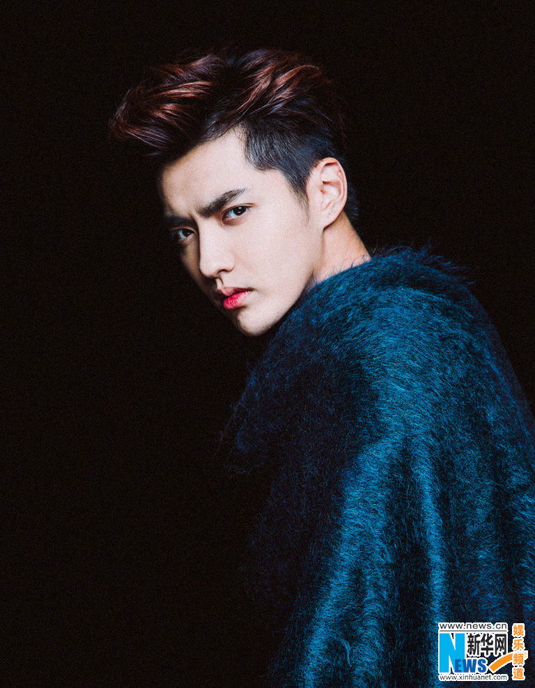 &ldquo;小爷&rdquo;吴亦凡化身弓箭手拍写真 彰显贵族气质【组图】