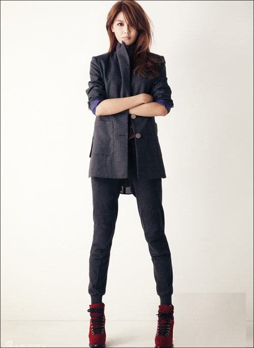 少女时代秀英f(x)郑秀晶孔孝真高俊熙 那些帅气逼人的韩国女星【组图】