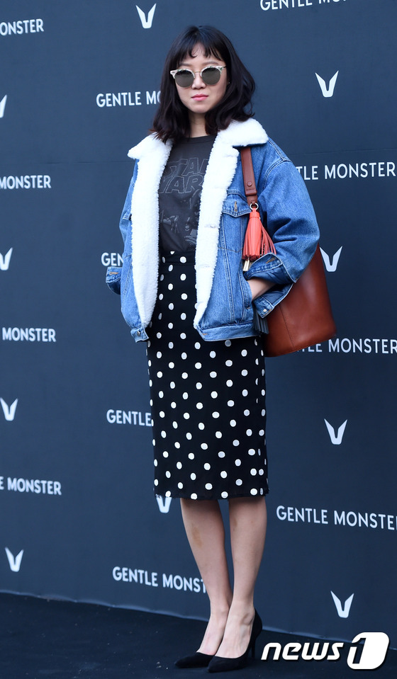 孔孝真现身露眉卷刘海抢镜 池昌旭李多海潮装亮相【组图】