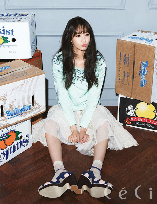 《太阳的后裔》宋慧乔减龄空气刘海 允儿秀智IU孔孝真也都爱【组图】