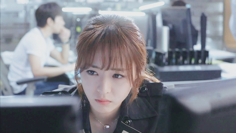 《太阳的后裔》宋慧乔减龄空气刘海 允儿秀智IU孔孝真也都爱【组图】