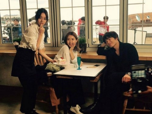 惠利池城新剧《戏子》今日首播 海量剧照抢先看【组图】