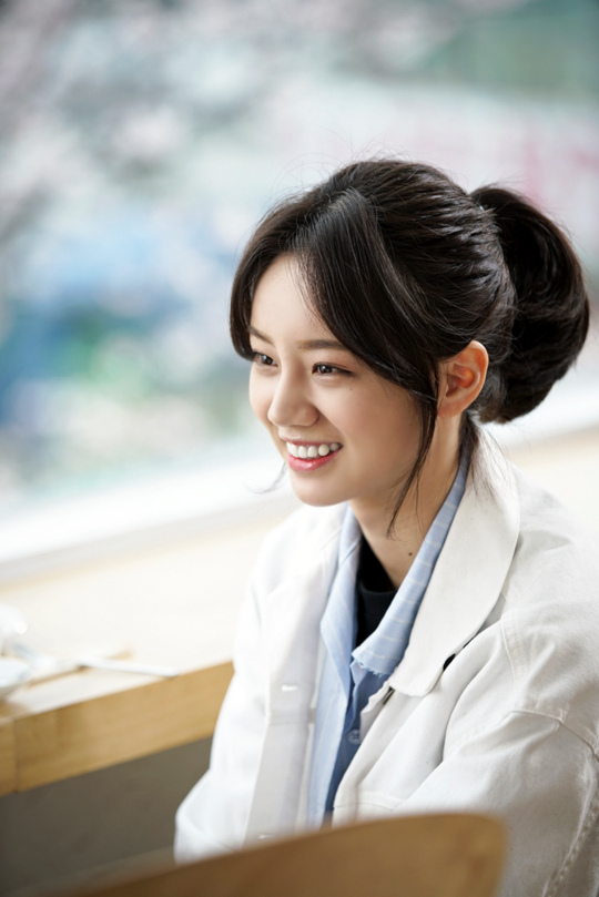 惠利池城新剧《戏子》今日首播 海量剧照抢先看【组图】