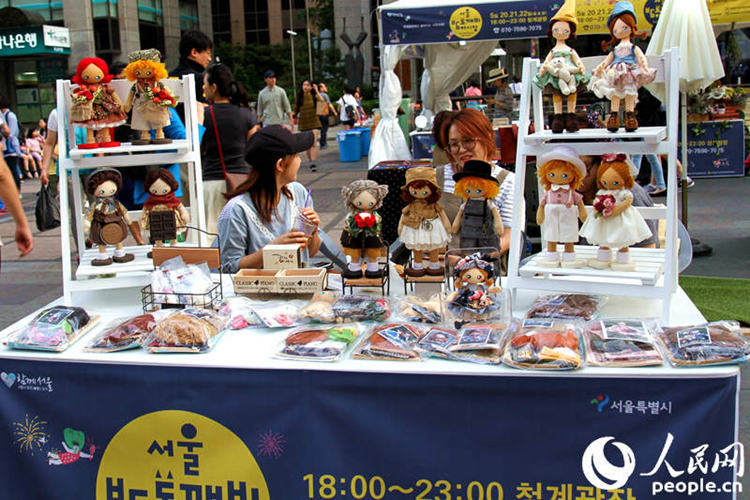 &ldquo;夜猫子&rdquo;的福音&mdash;&mdash;首尔夜猫子夜市【组图】