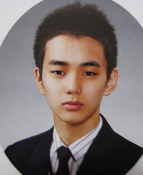 关晓彤高中毕业照清纯可人 宋仲基李敏镐等韩星学生时代青涩照【组图】