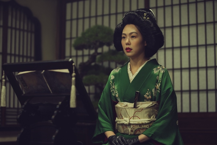 电影《小姐》未公开剧照吸引眼球