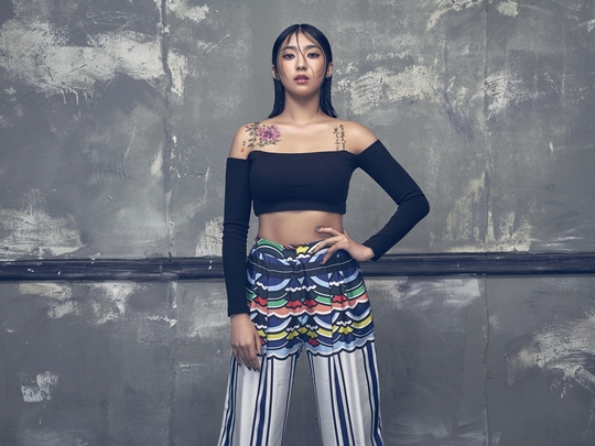 SISTAR新曲MV播放量破200万 追加画报展现性感东方美【组图】