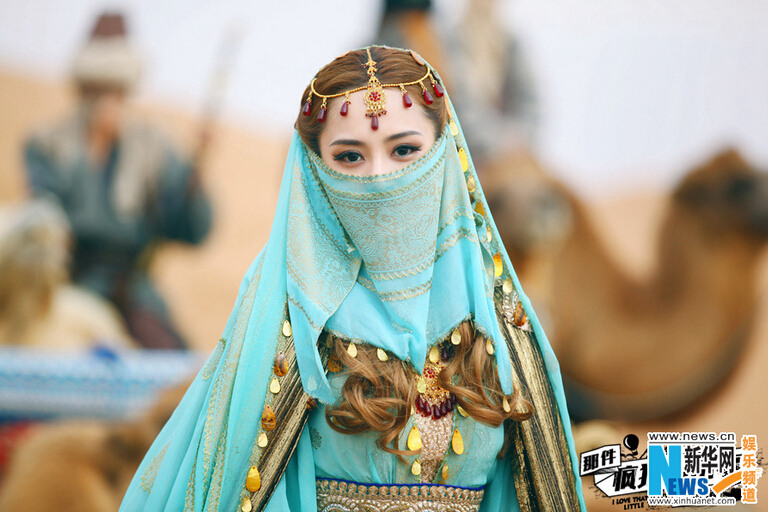 何炅徐仁国阿娇助阵 陈伟霆《那件疯狂的小事叫爱情》改档8月12日【组图】