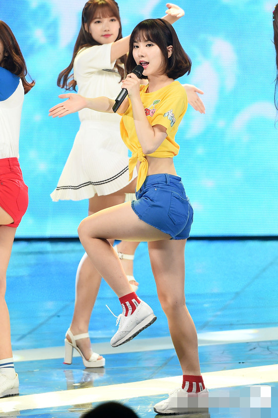《THE SHOW》wonder girls夺冠 Gfriend等女团拼人气【组图】