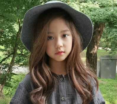 韩国七岁小模特黄诗恩走红 从小就美是什么样的体验（组图）