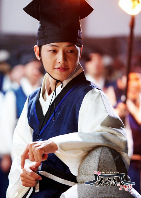 《择天记》鹿晗古装吸睛  李准基朴宝剑李易峰等男神古装也超帅【组图】