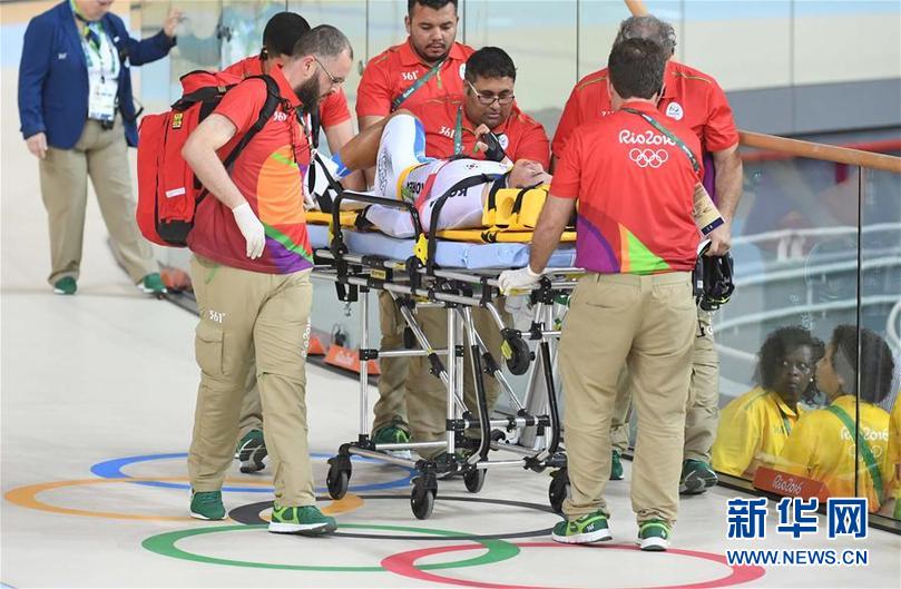 （里约奥运会·多棱镜）（1）场地自行车——韩国选手摔伤离场