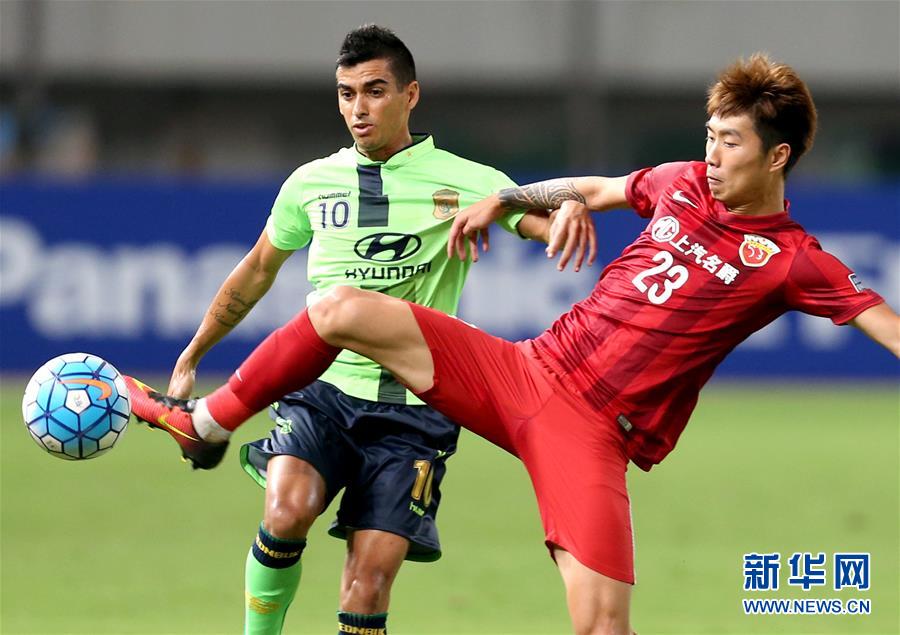 （體育）（2）足球——亞冠聯賽：上海上港戰平全北現代