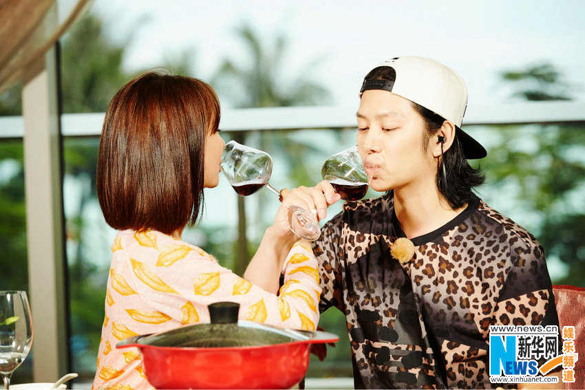 《如果爱》第三季金希澈李菲儿美照曝光 宋仲基朴信惠赞有夫妻相【组图】