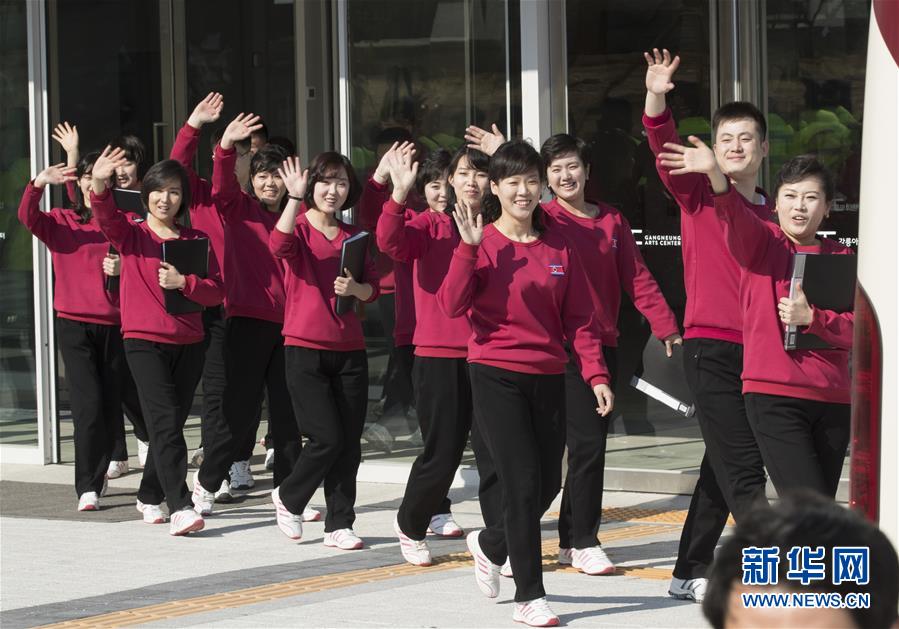 （国际）（5）朝鲜艺术团在韩国江陵举行首场艺术演出