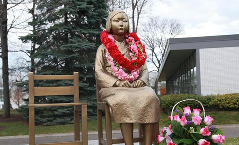 加拿大出现首座纪念二战慰安妇铜像