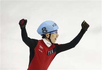 쇼트트랙 선수권: 中 한톈위 남자 개인종합 우승