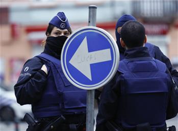 벨기에 경찰, 파리테러습격 용의자와 총격 발생