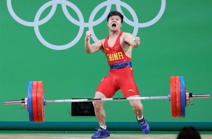 [리우올림픽] 룽칭취안, 남자 역도 56㎏급 금메달 획득