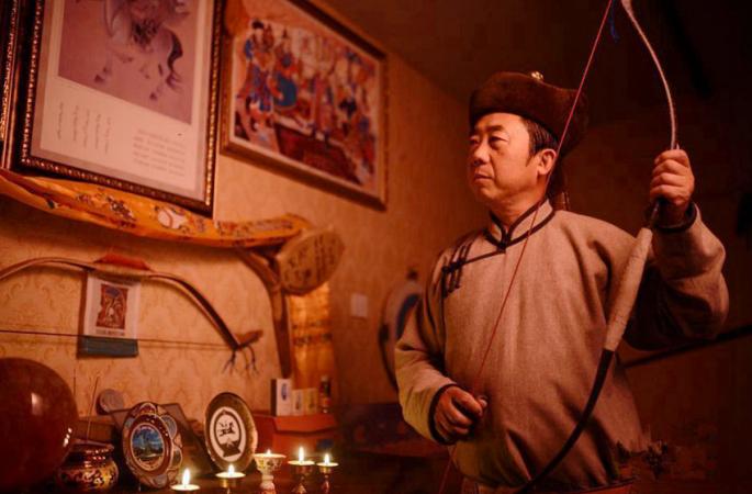 비물질문화유산 전수: 몽고족 전통 각궁 제작 현장