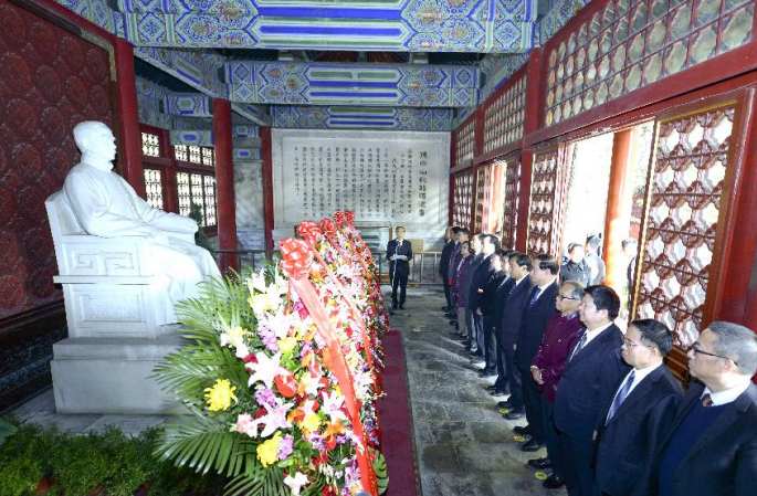 쑨중산 선생 탄생 150주년 기념, 의관묘 진현식 베이징서