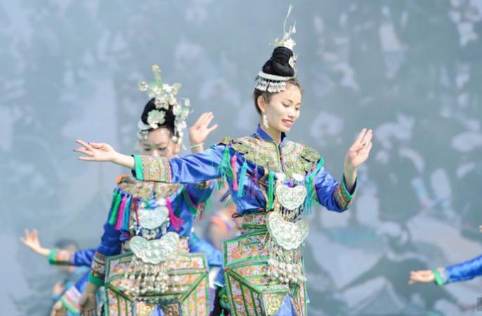 무형문화재로 지정된 ‘동년’ 즐기는 구이저우 동족들