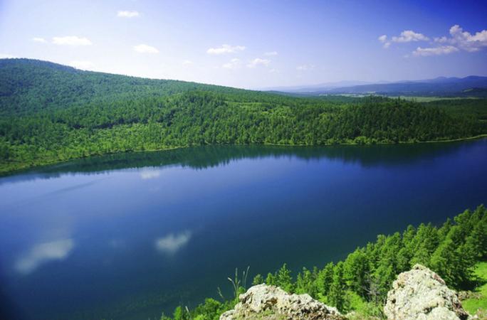 아얼산 천지: 네이멍구 대초원에 찍어 놓은 ‘물방울’