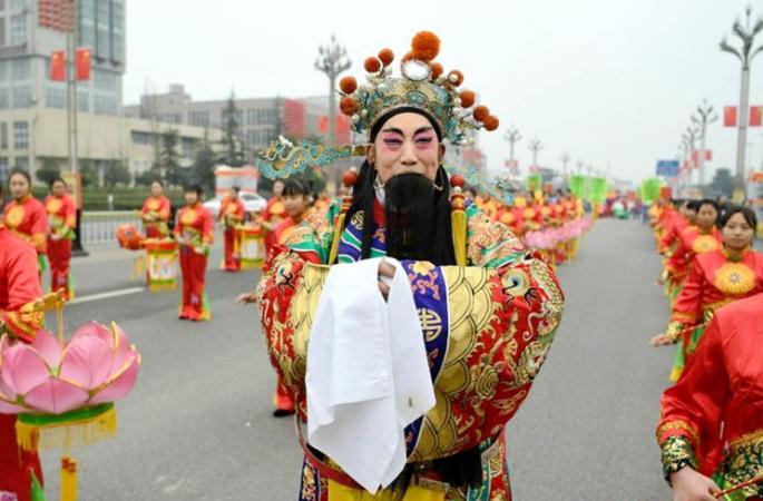 쓰촨 몐주 연화 축제 개막, 연화 속 모습 그대로 재현한 공연