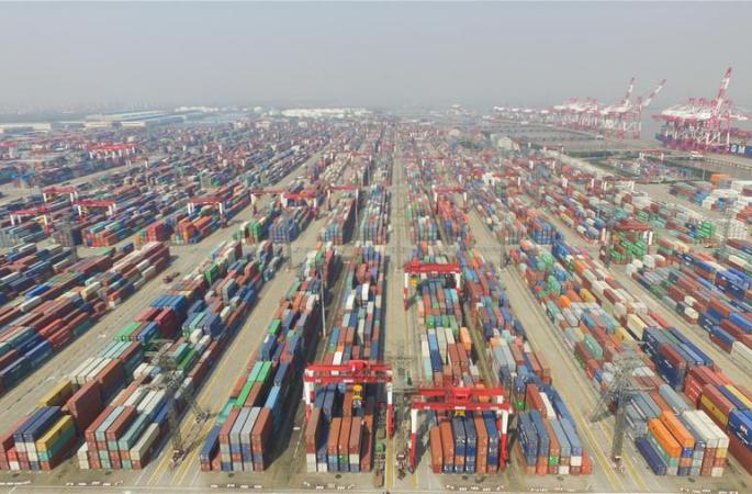 드론 촬영: 상하이자유무역구 순례