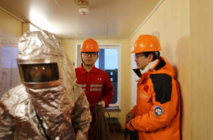 중국 남극 과학탐사대, 응급소방 퇴선 훈련