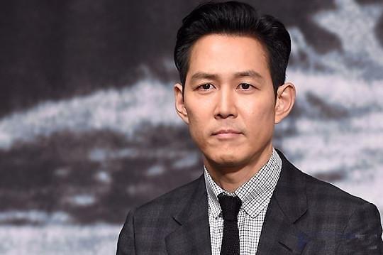 韩星李政宰母亲涉嫌欠债不还母子一同被起诉