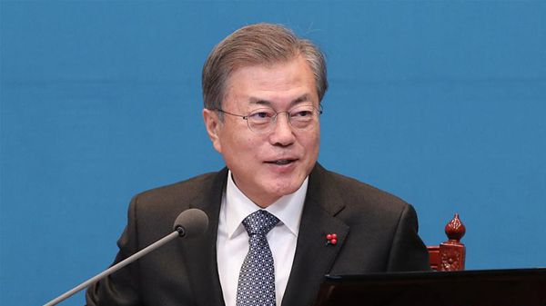 韩国总统文在寅出席2018年最后一场首席秘书官会议